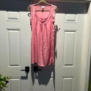Miss Elaine pink cotton nightgown Medium NWT